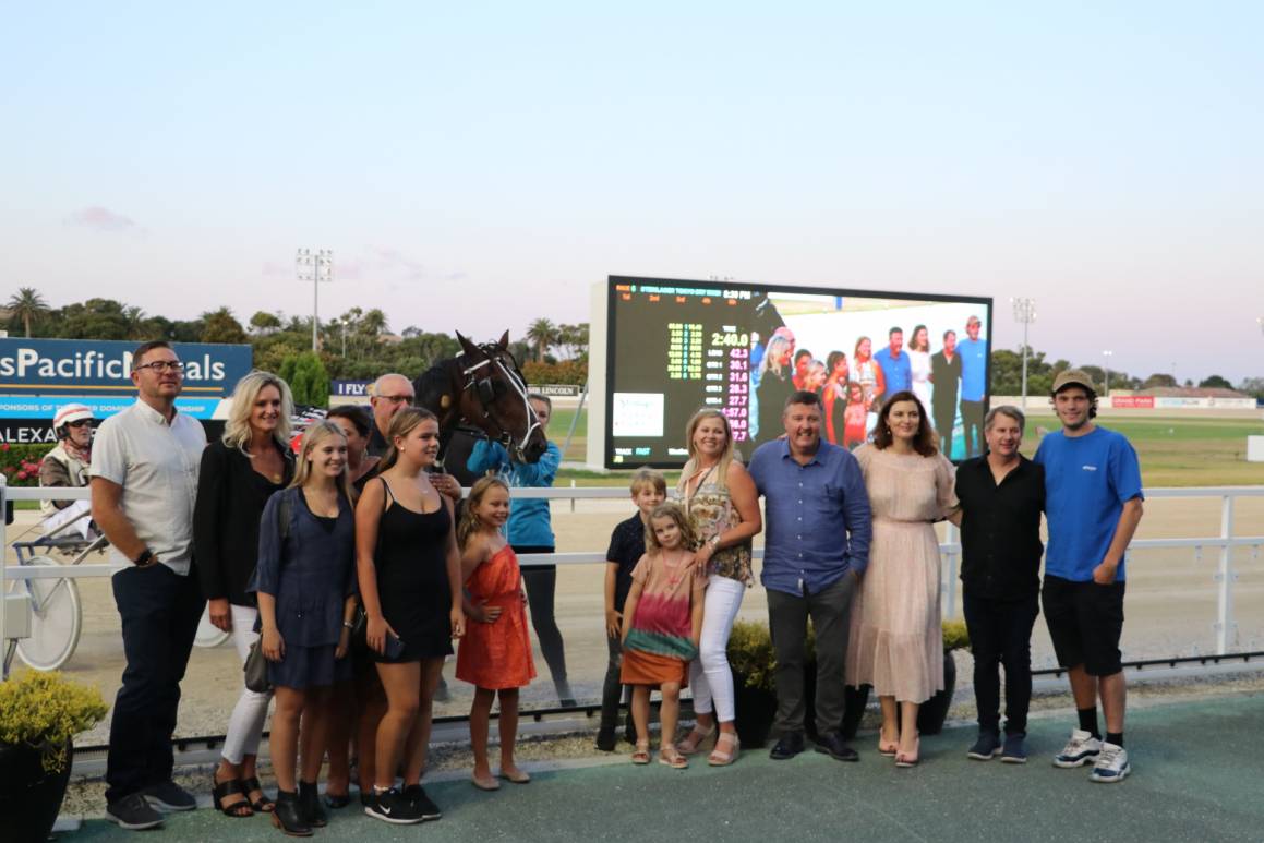 Savvy Six Syndicate after ON A ROLL's 24 Jan Win at Alexandra Park