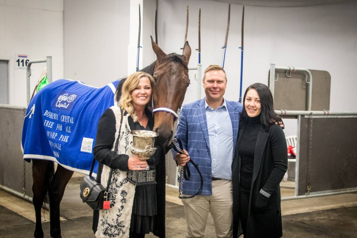 Karen Breckon, Bettor Twist with Hayden and Amanda Cullen