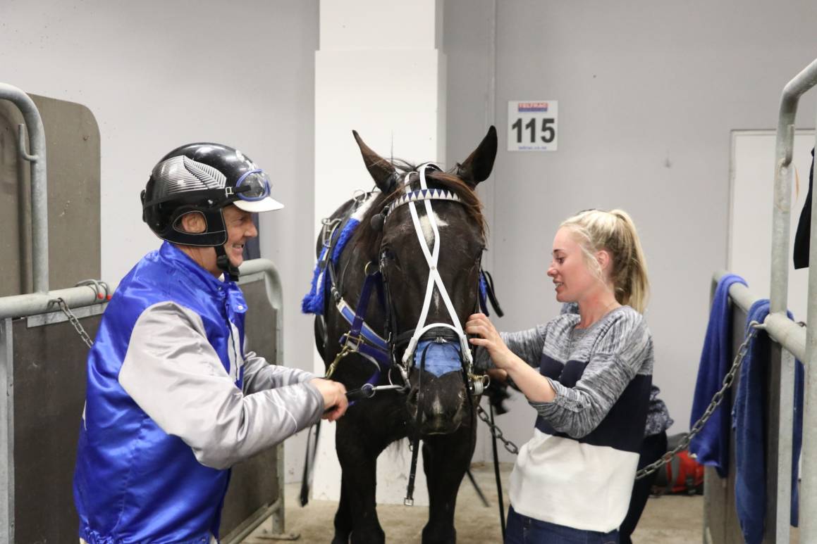 American Pride with Driver Mark Purdon & Olivia Thornley